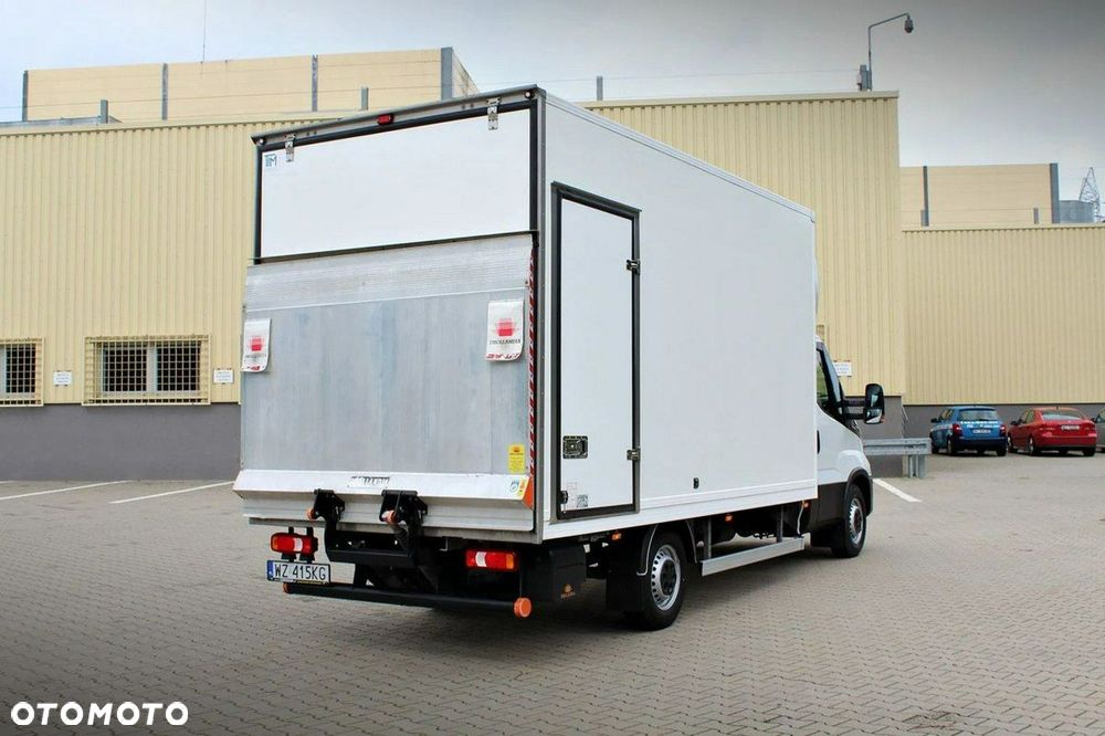 Iveco Daily 35S18 kontener 9eu palet + winda Dhollandia750kg - 11