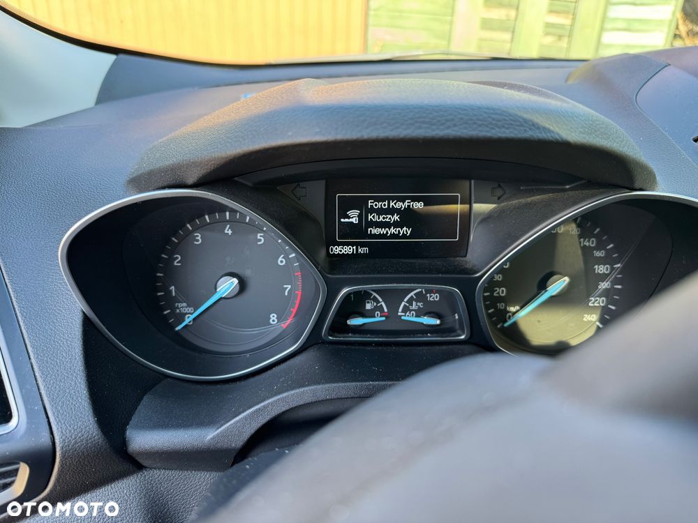 Ford Kuga 1.5 EcoBoost FWD ST-Line ASS GPF - 11