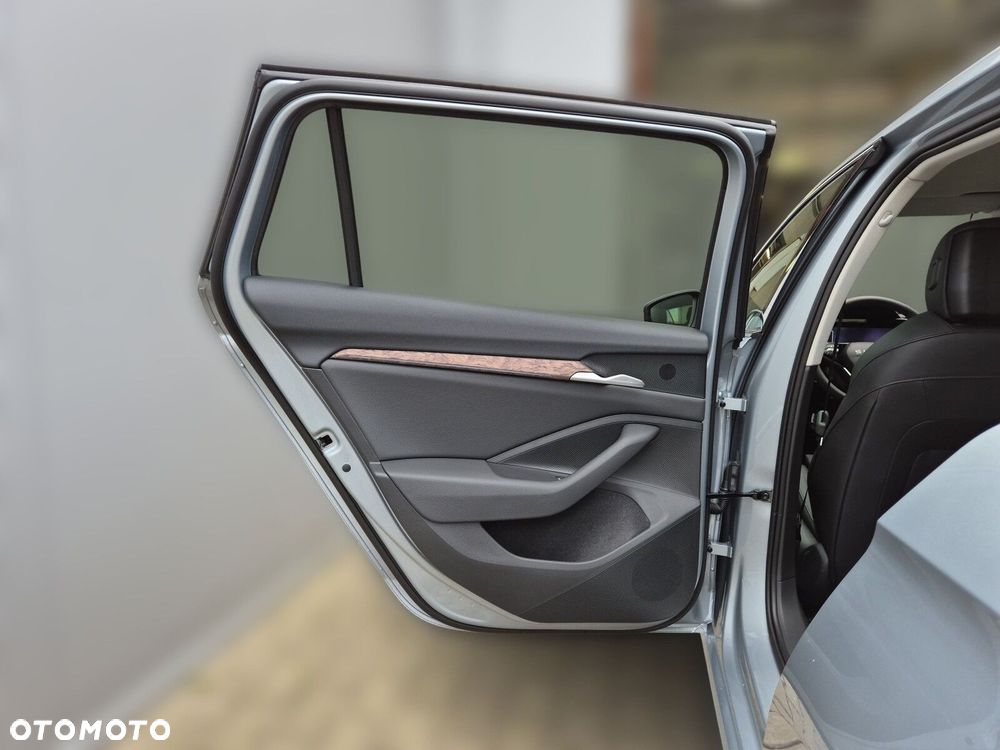Skoda Superb 2.0 TSI L&K DSG - 21