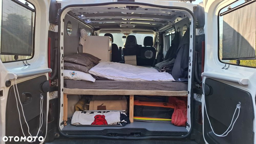 Renault TRAFIC III - 8