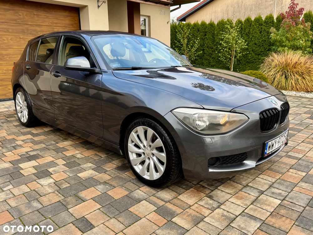 BMW Seria 1 118d Sport Line - 4