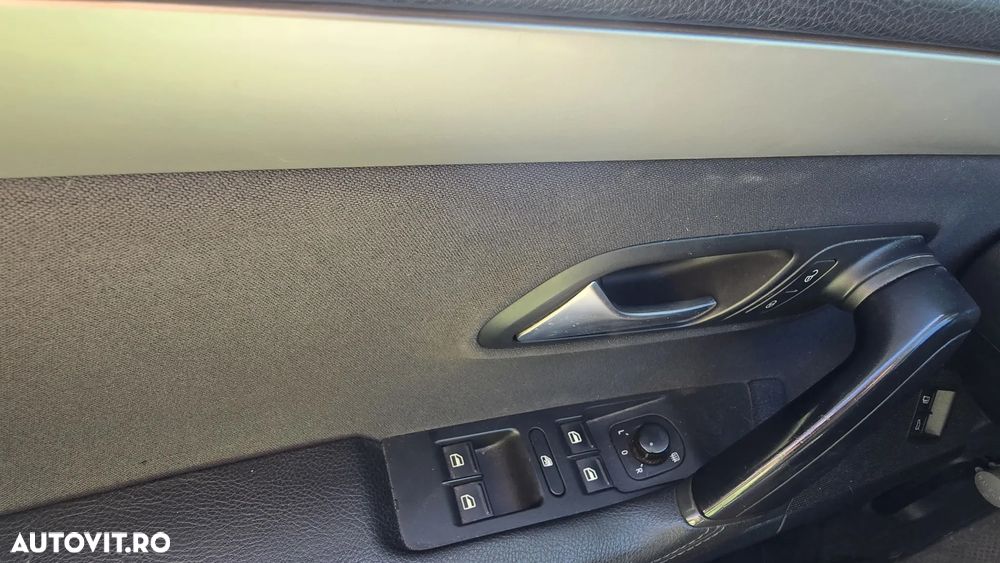 Volkswagen Passat 1.8 TSI Sportline - 7