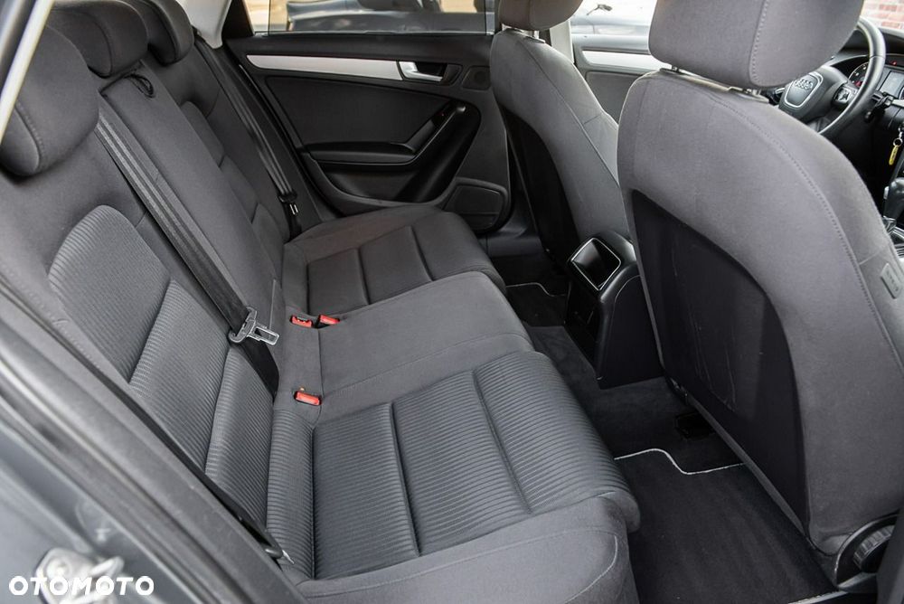 Audi A4 Avant - 8