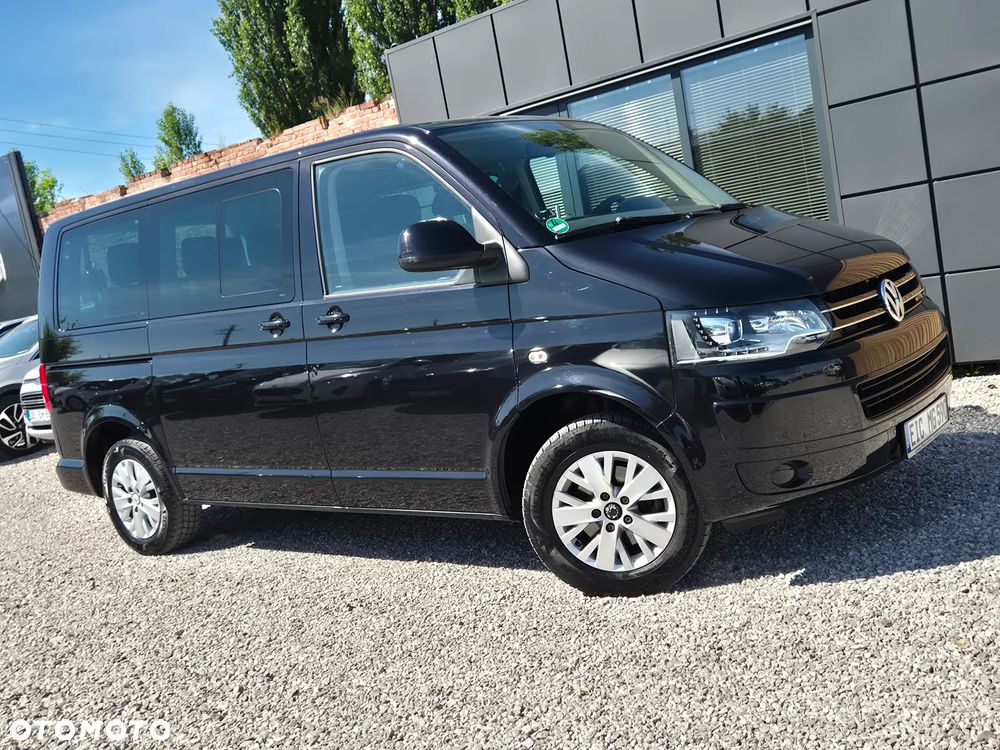 Volkswagen Caravelle - 18