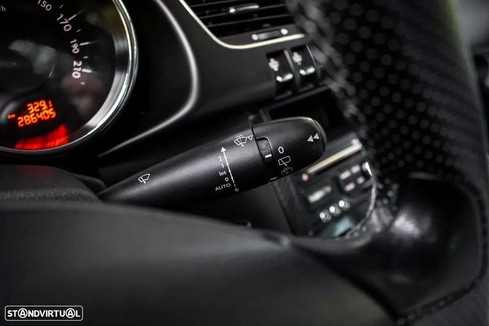 Peugeot 3008 1.6 HDi Roland Garros - 14