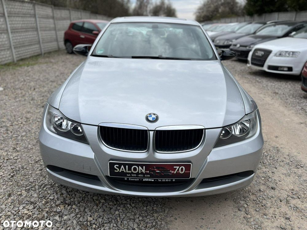 BMW Seria 3 318i - 2