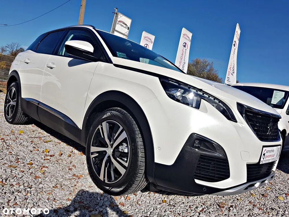 Peugeot 3008 1.2 PureTech Allure S&S - 31