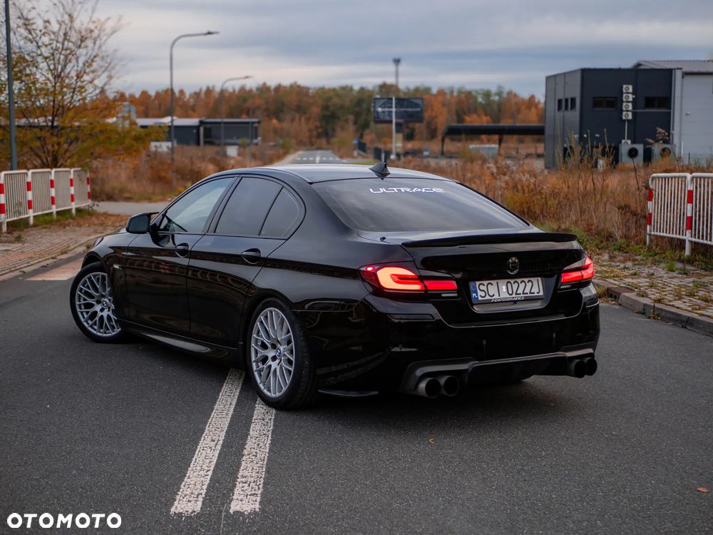 BMW 5 Series 2011 photo 3