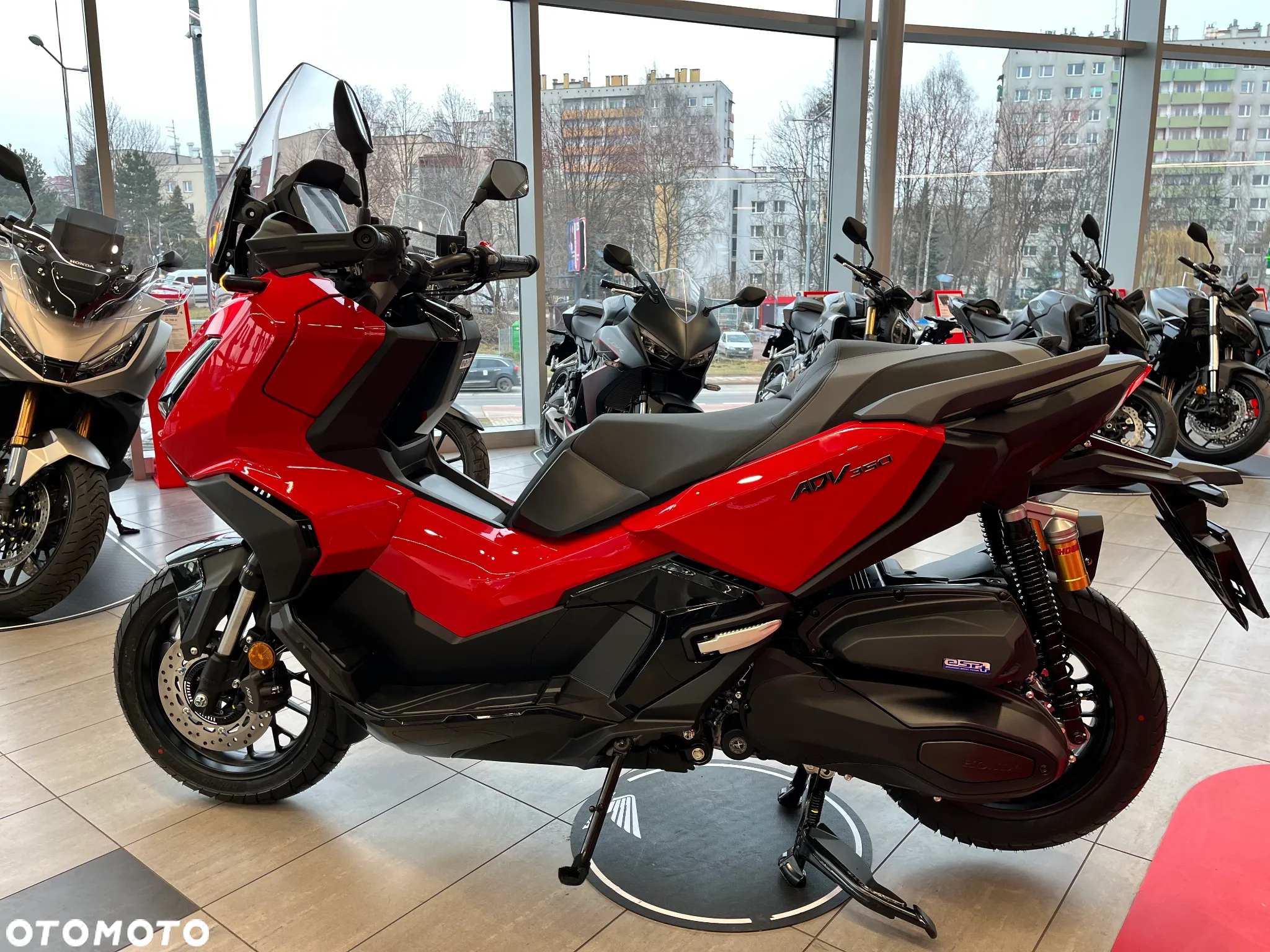 Honda ADV350 - 5