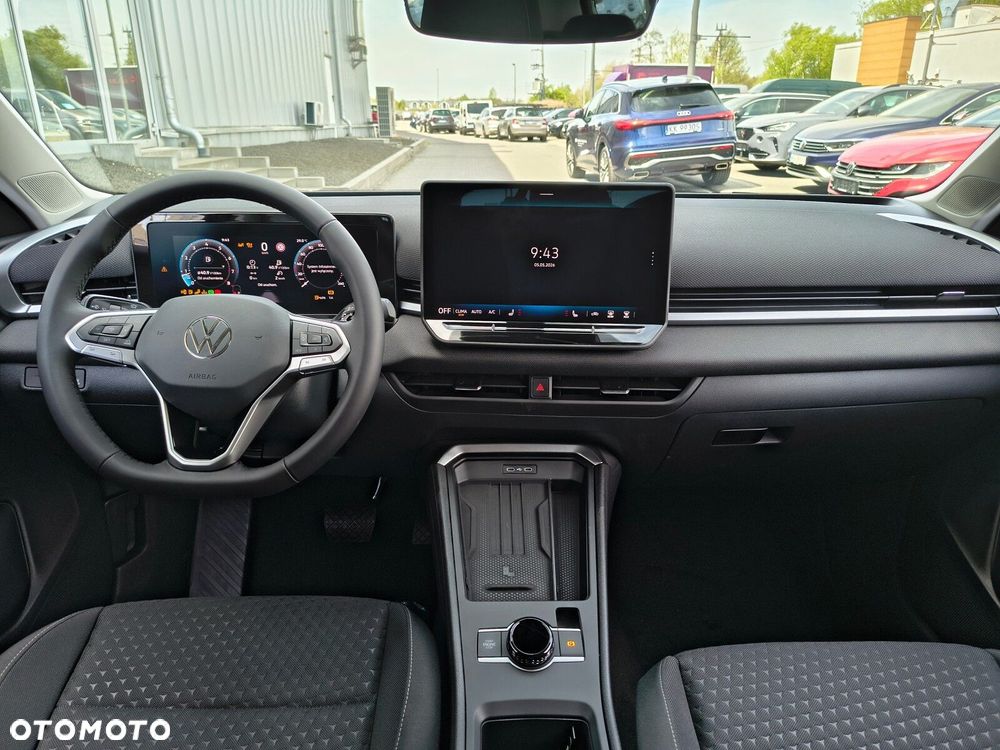 Volkswagen T-Roc - 12