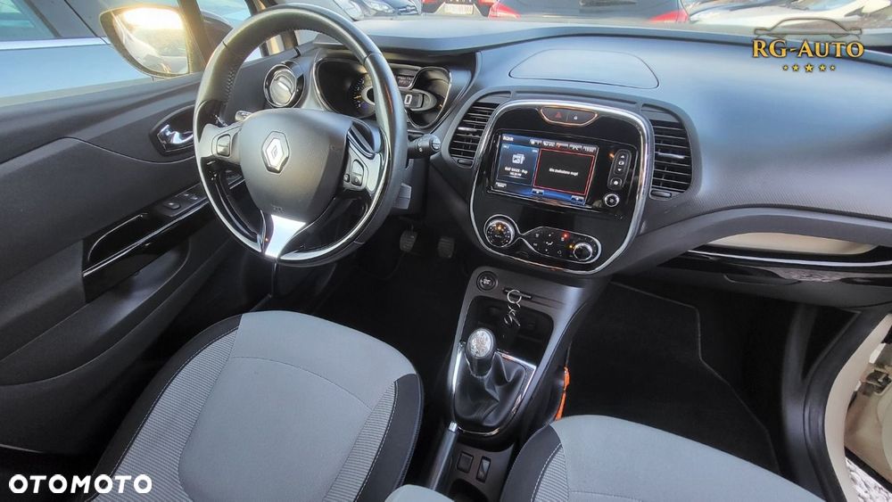 Renault Captur - 23