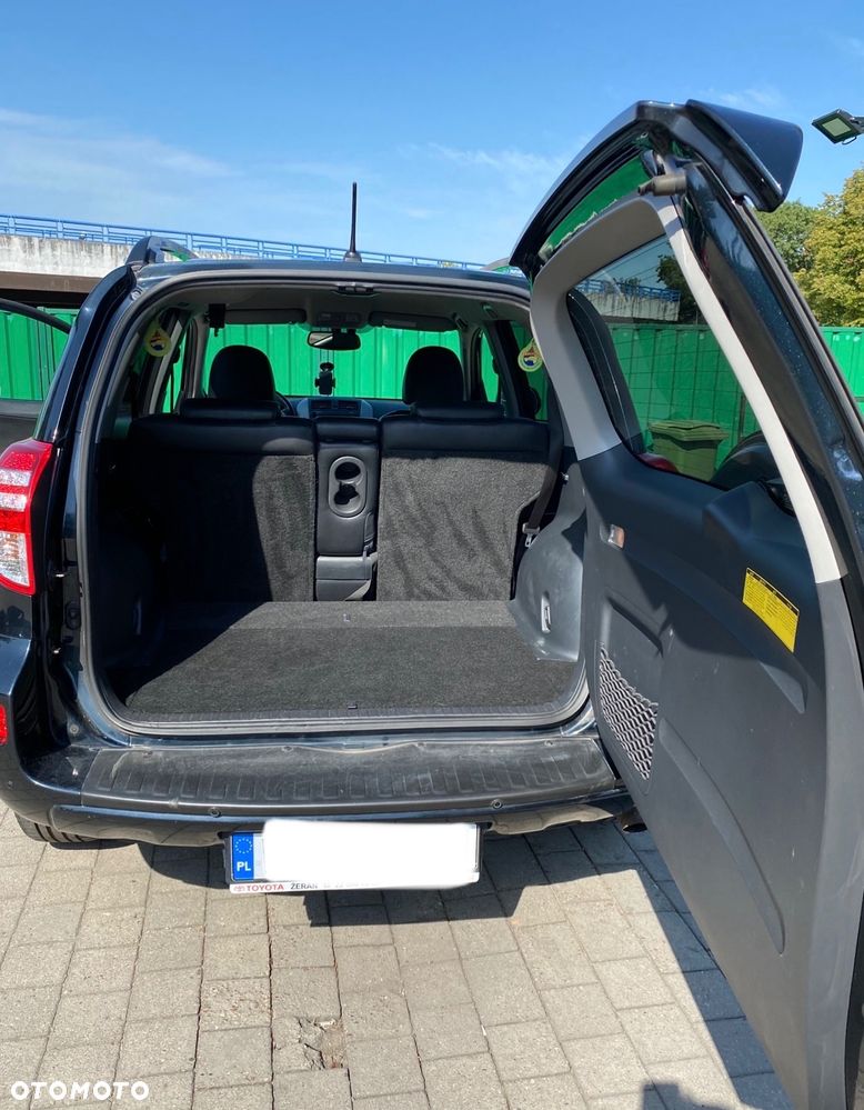 Toyota RAV4 2.0 VVT-i Prestige NAVI MS - 11