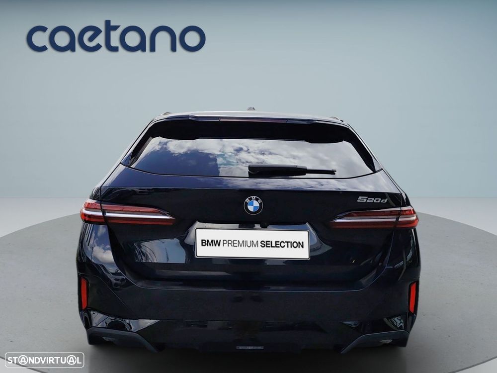 BMW 520 d Pack Desportivo M - 7
