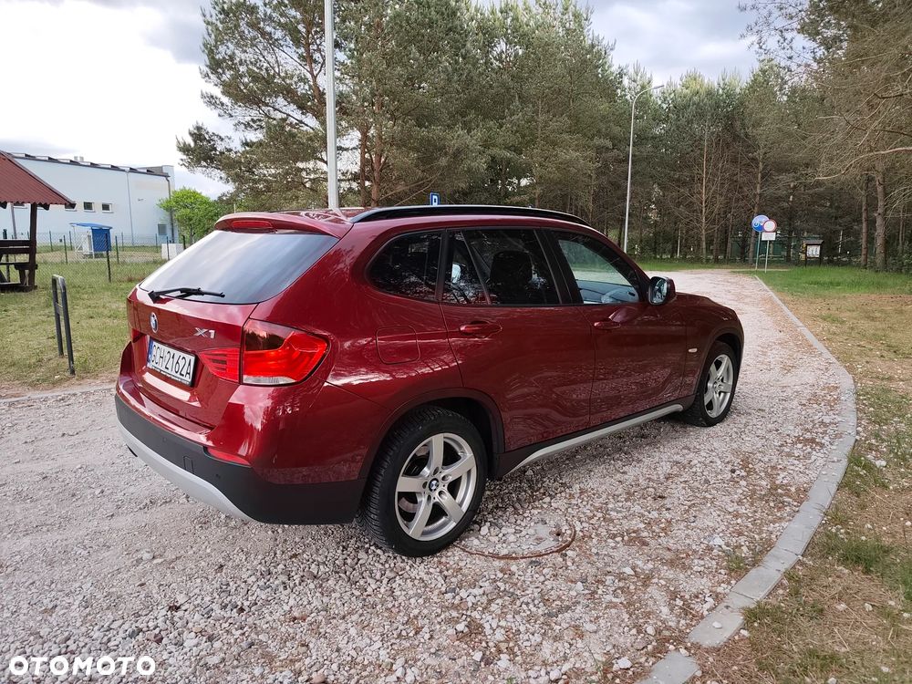 BMW X1 sDrive20d EfficientDynamics - 1