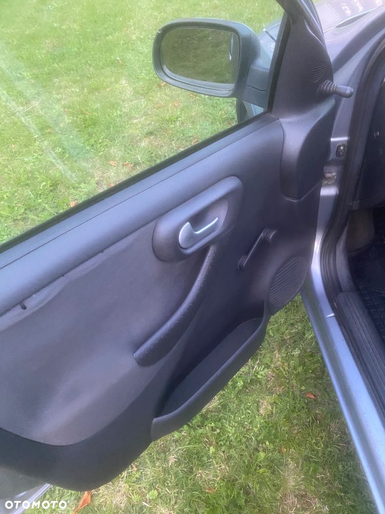 Opel Corsa - 27