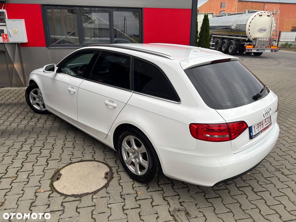 Audi A4 Avant 2.0 TDI - 12