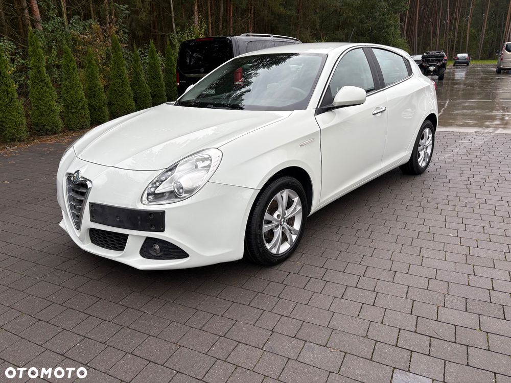 Alfa Romeo Giulietta 1.6 JTDM - 1