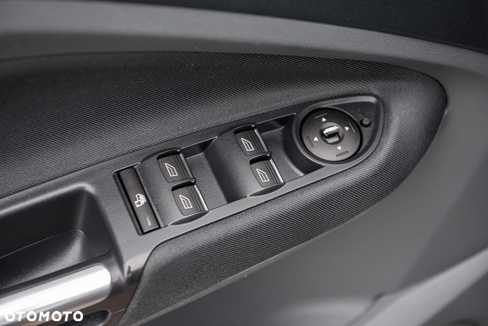 Ford C-MAX 2.0 TDCi Titanium - 17