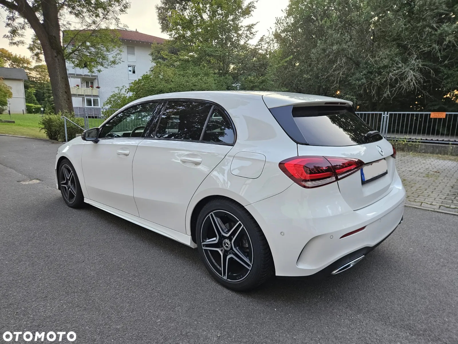Mercedes-Benz Klasa A 160 AMG Line - 11