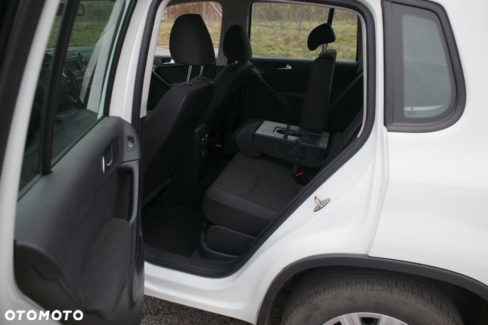 Volkswagen Tiguan 2.0 TDI DPF BlueMotion Technology Trend & Fun - 15