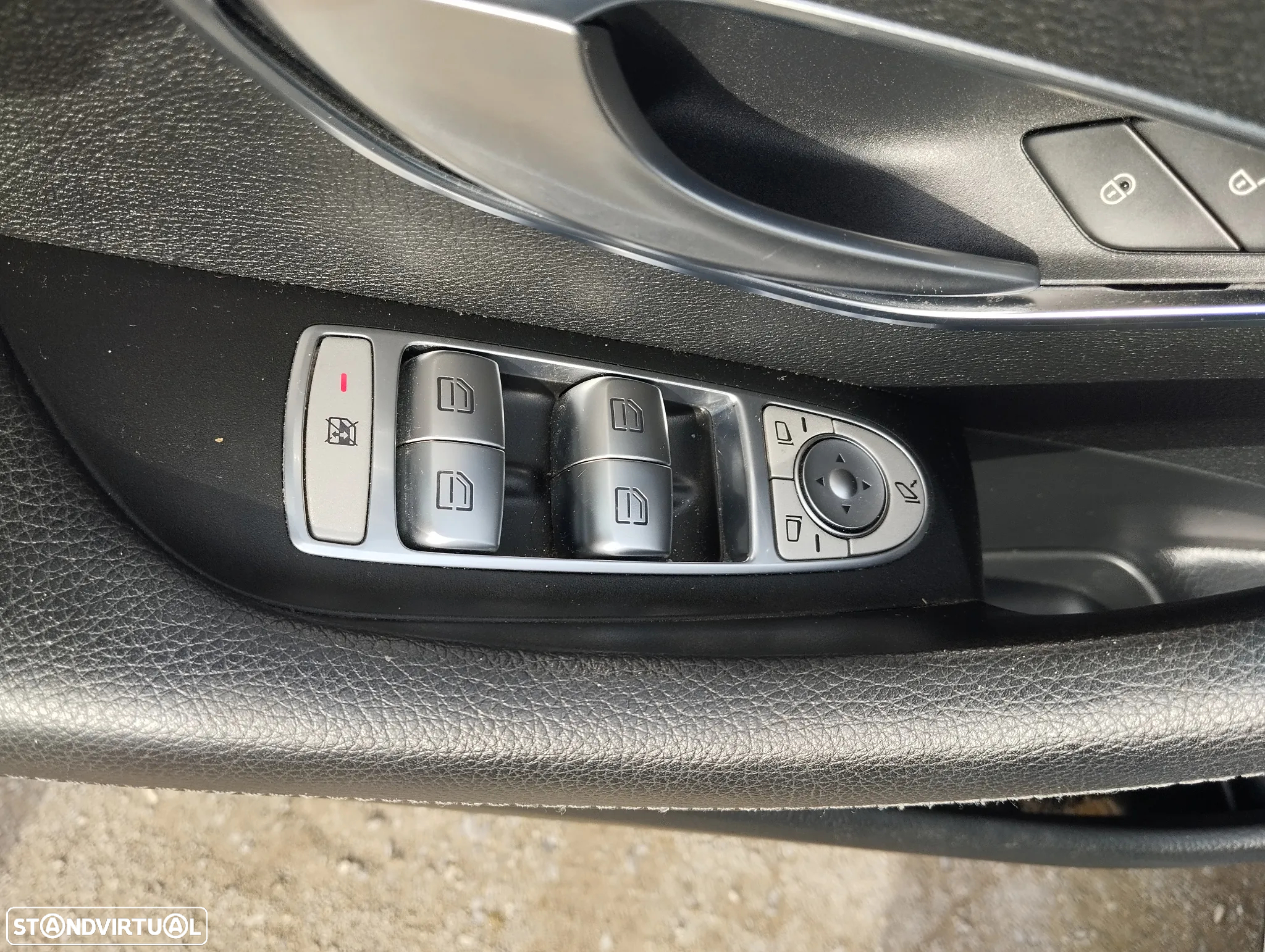 Mercedes-Benz E 220 d Avantgarde+ - 20