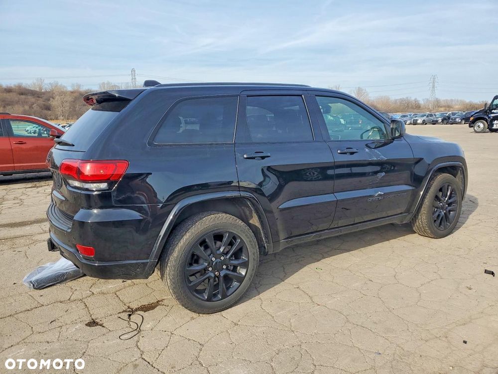 Jeep Grand Cherokee - 4