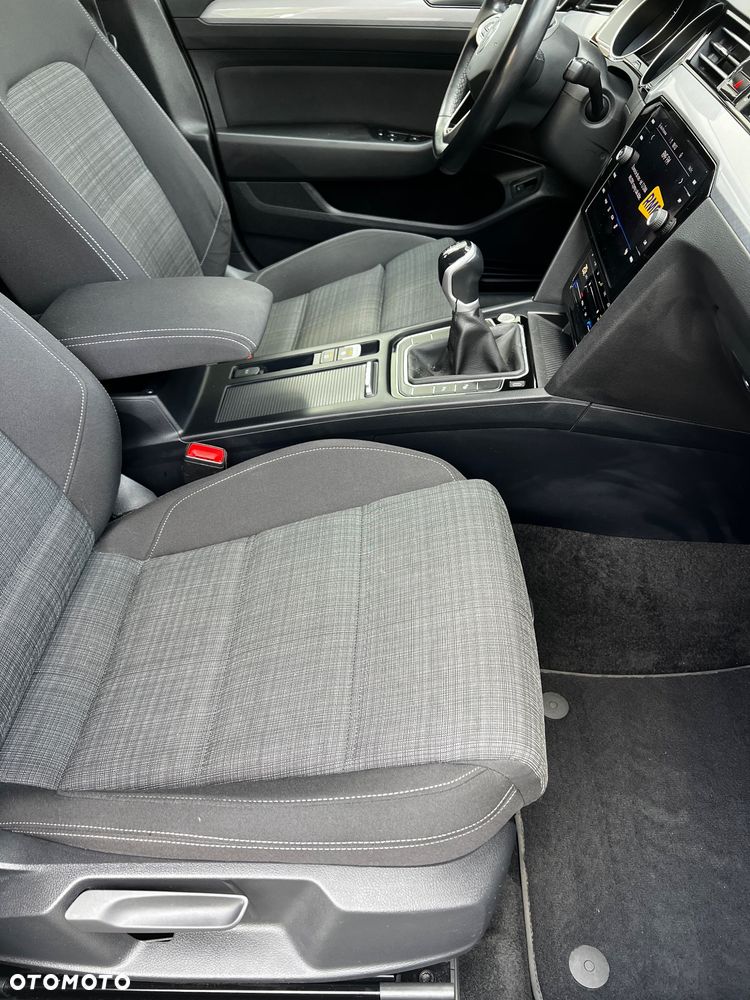 Volkswagen Passat 1.5 TSI EVO Comfortline - 14