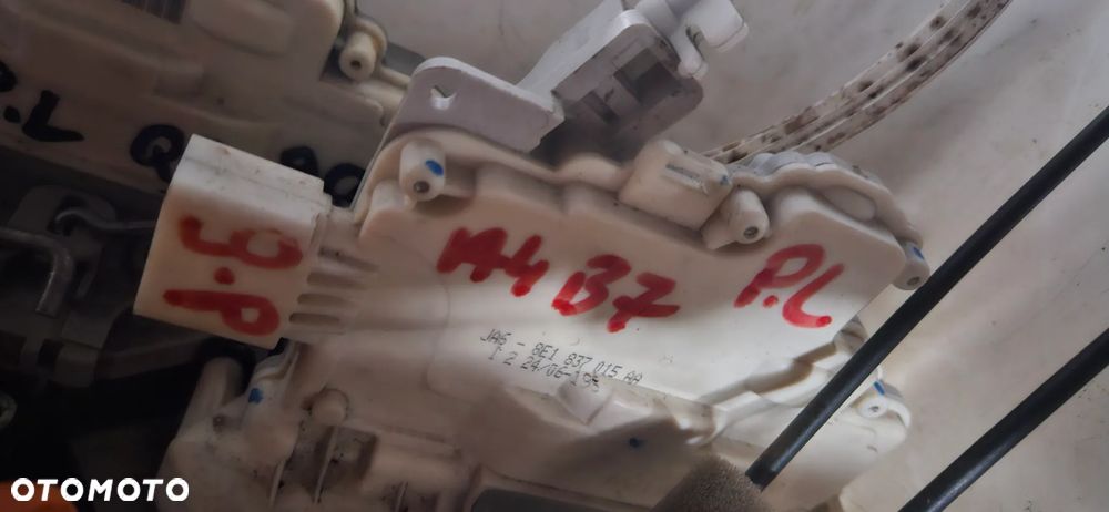 SPRZEDAŻ HURTOWA HURT Zamek drzwi przód tył prawy lewy Audi A8 D3 VW Caddy 2K VW Golf V Audi A4 B7 Mercedes Sprienter 906 VW Crafter Touran 1T BMW 5 E60 E90 - 6