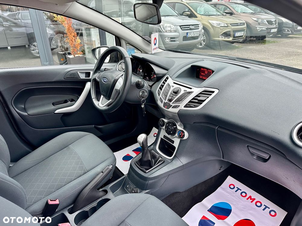 Ford Fiesta 1.25 Champions Edition - 22