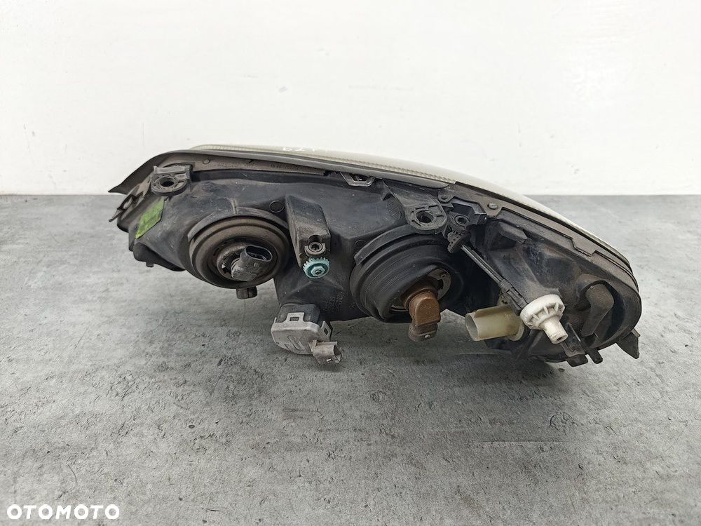 LAMPA PRZÓD PRAWA OPEL ASTRA G 093175724  1EG007640-58 - 5