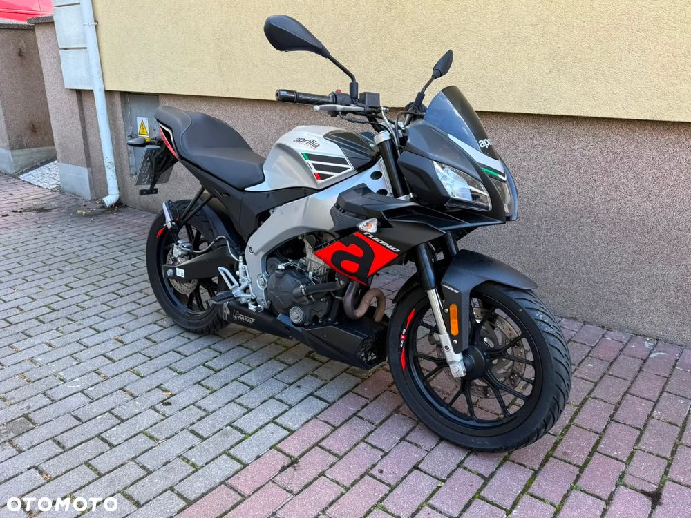 Aprilia Tuono - 27