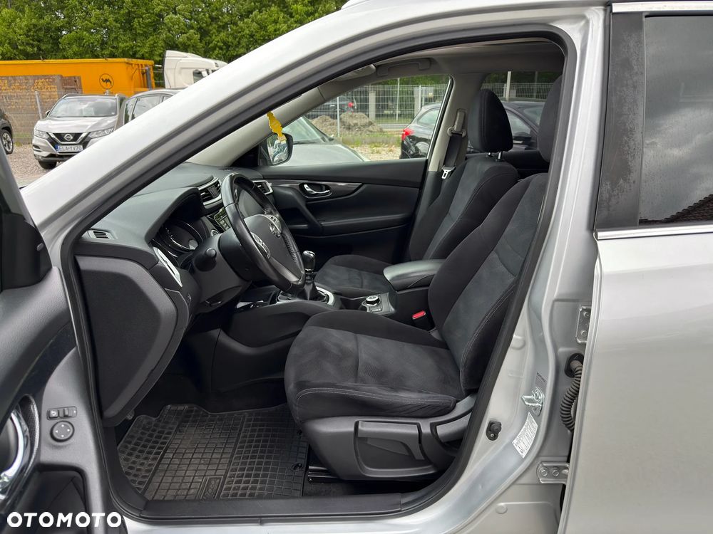 Nissan X-Trail 1.6 DCi ALL-MODE 4x4i Tekna - 14