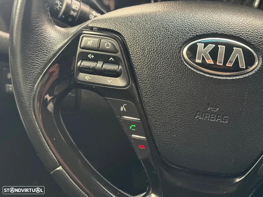 Kia Ceed SW 1.6 CRDi Prime - 18