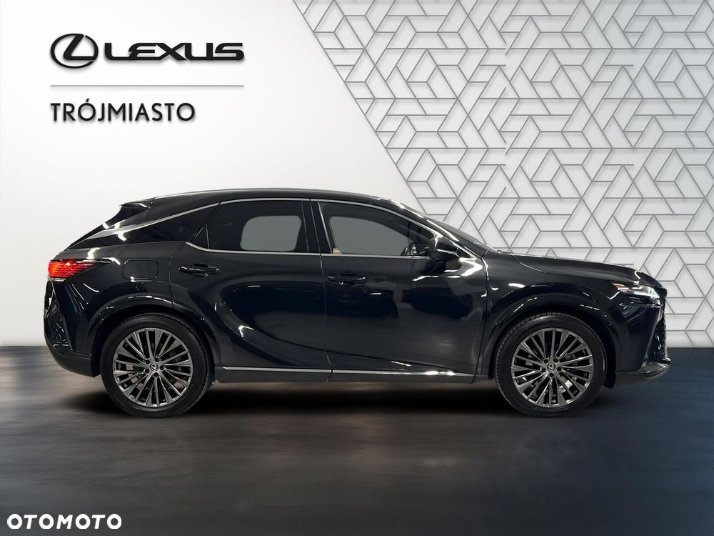 Lexus RX 450h+ Omotenashi - 7