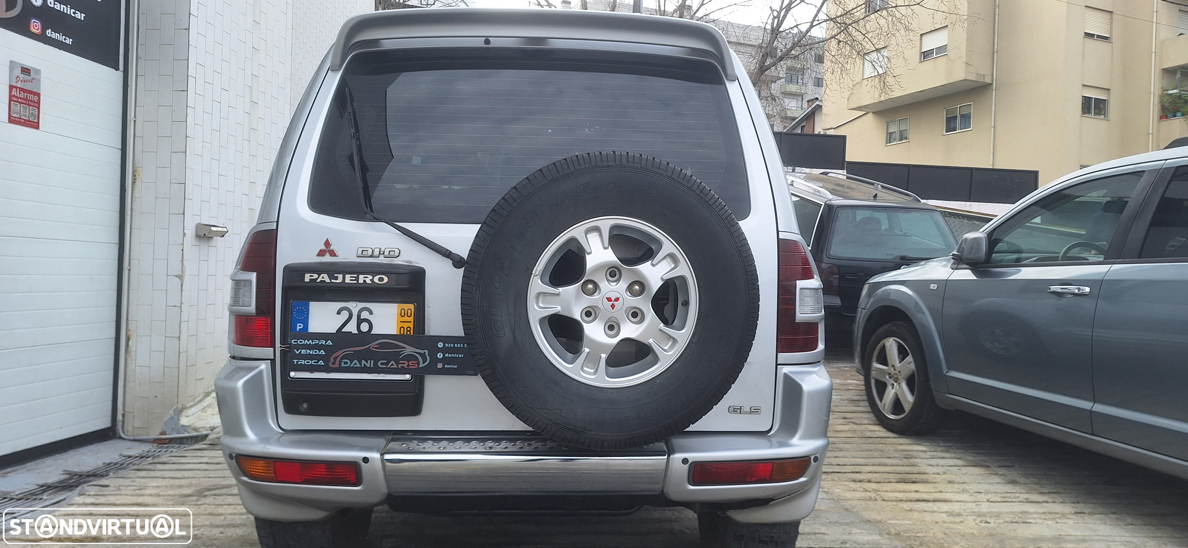Mitsubishi Pajero 3.2 DI-D GLS - 8