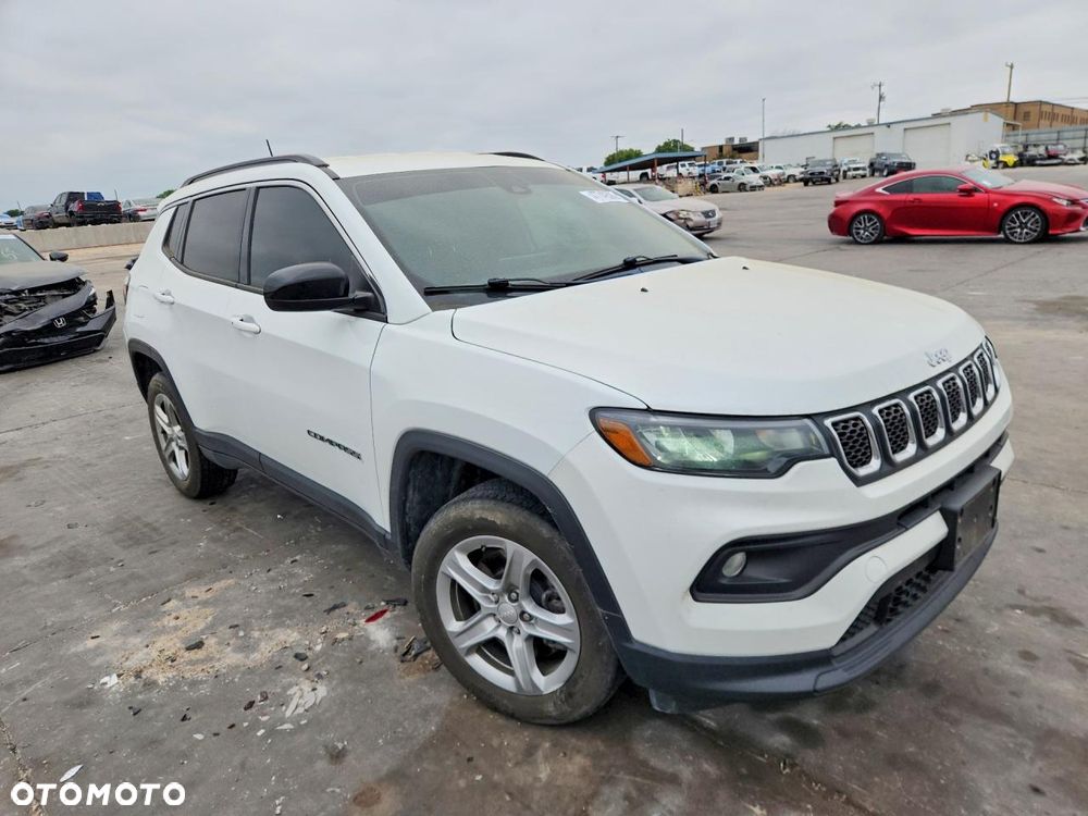 Jeep Compass - 2