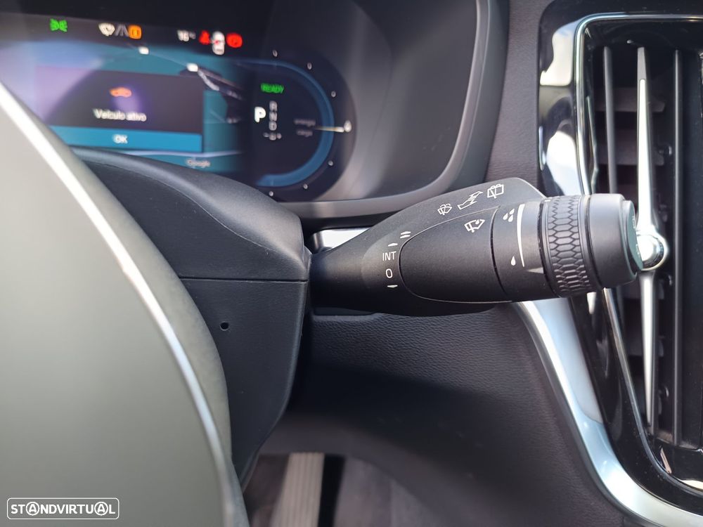 Volvo V60 2.0 T6 AWD TE Essential - 16
