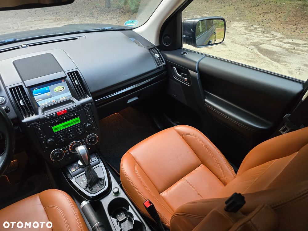 Land Rover Freelander SD4 HSE Luxury - 38
