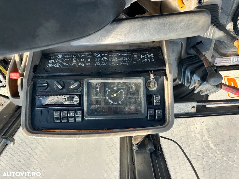 JCB 3CX - 5