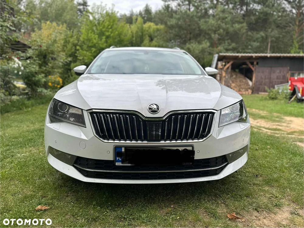 Skoda Superb 2.0 TDI Ambition - 1