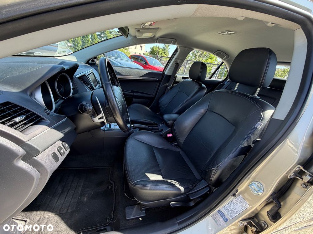 Mitsubishi Lancer 1.8 CVT Instyle - 37