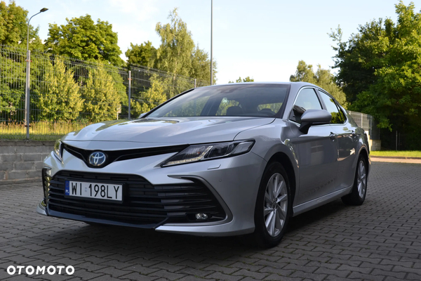 Toyota Camry 2.5 Hybrid Comfort CVT