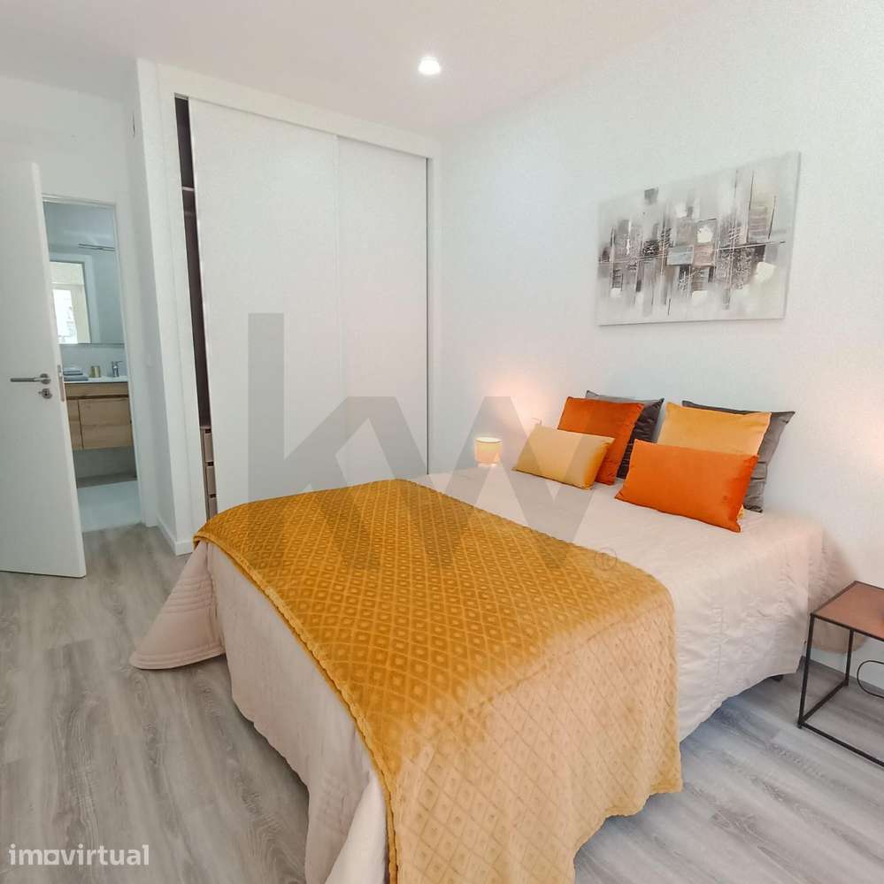 T2 renovado em Benfica com arrecadação e 2 suites - Grande imagem: 5/21