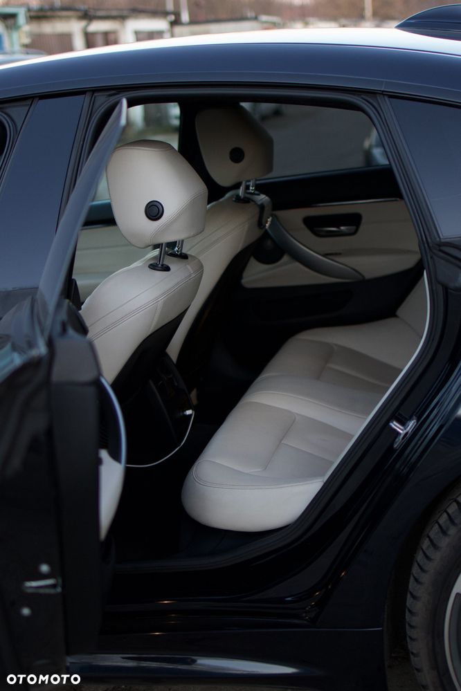 BMW Seria 4 420d xDrive M Sport - 10