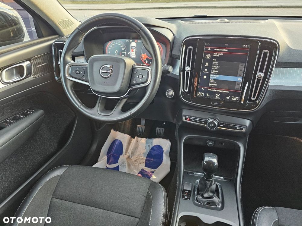 Volvo XC 40 - 19
