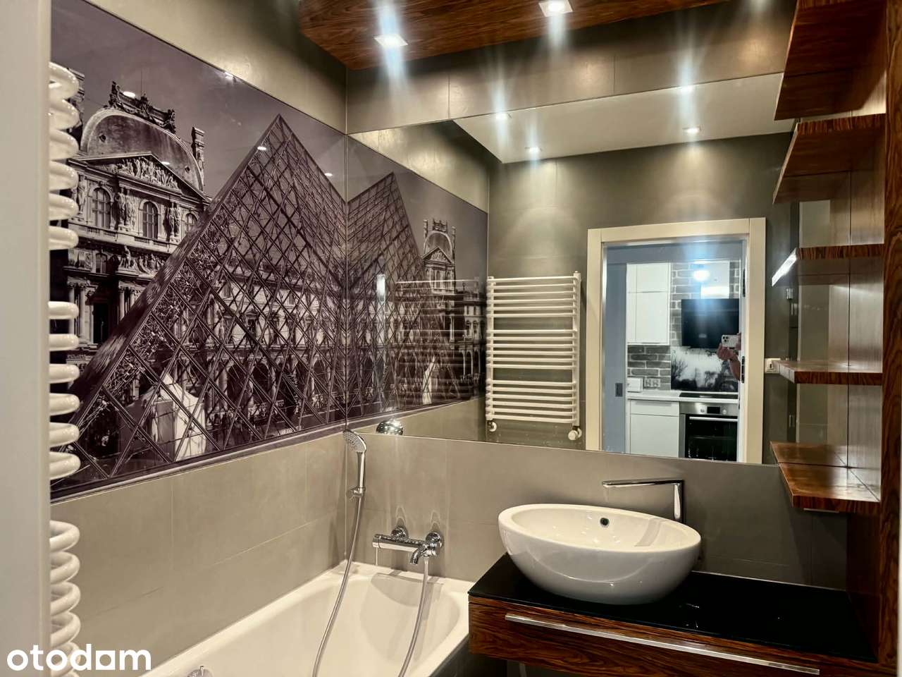 Apartament 2-pokojowy z balkonem w  spokojnej okolicy