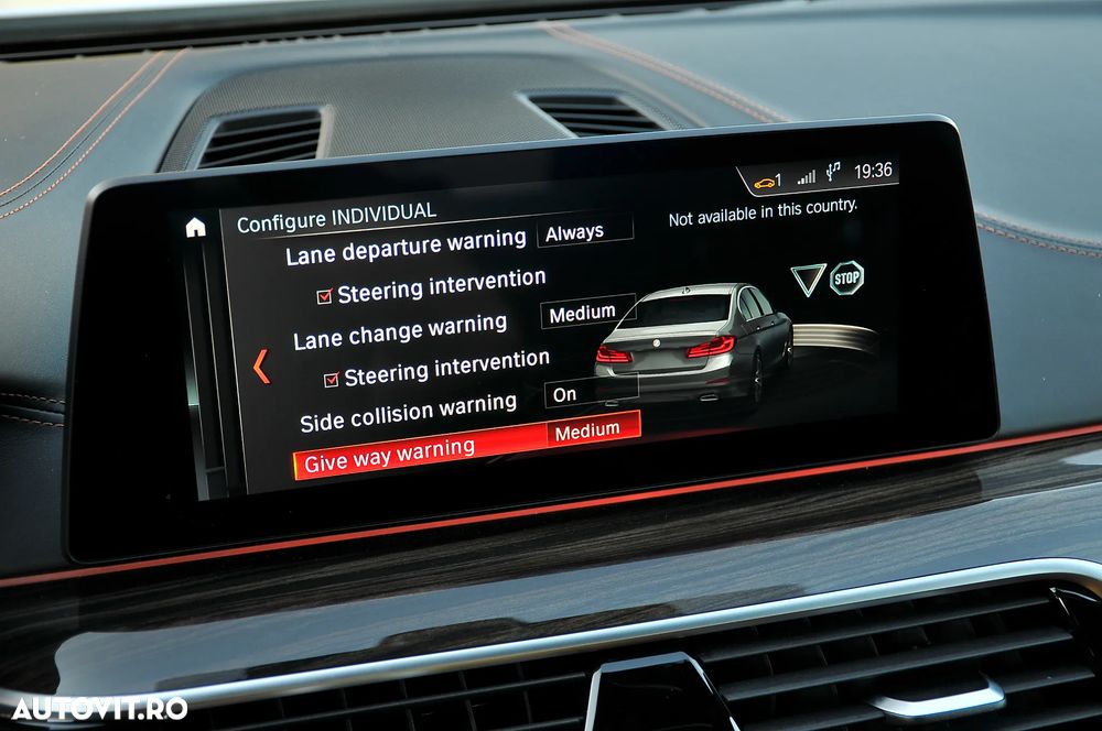 BMW Seria 5 520d AT - 29