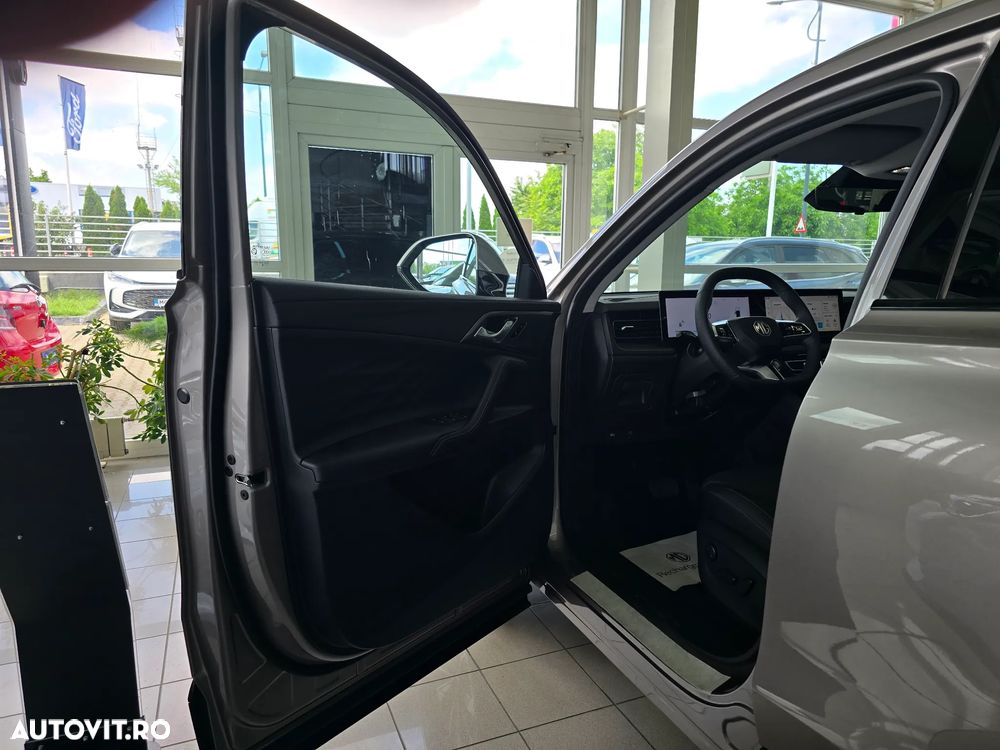 MG HS 1.5 T-GDi HEV Exclusive - 16