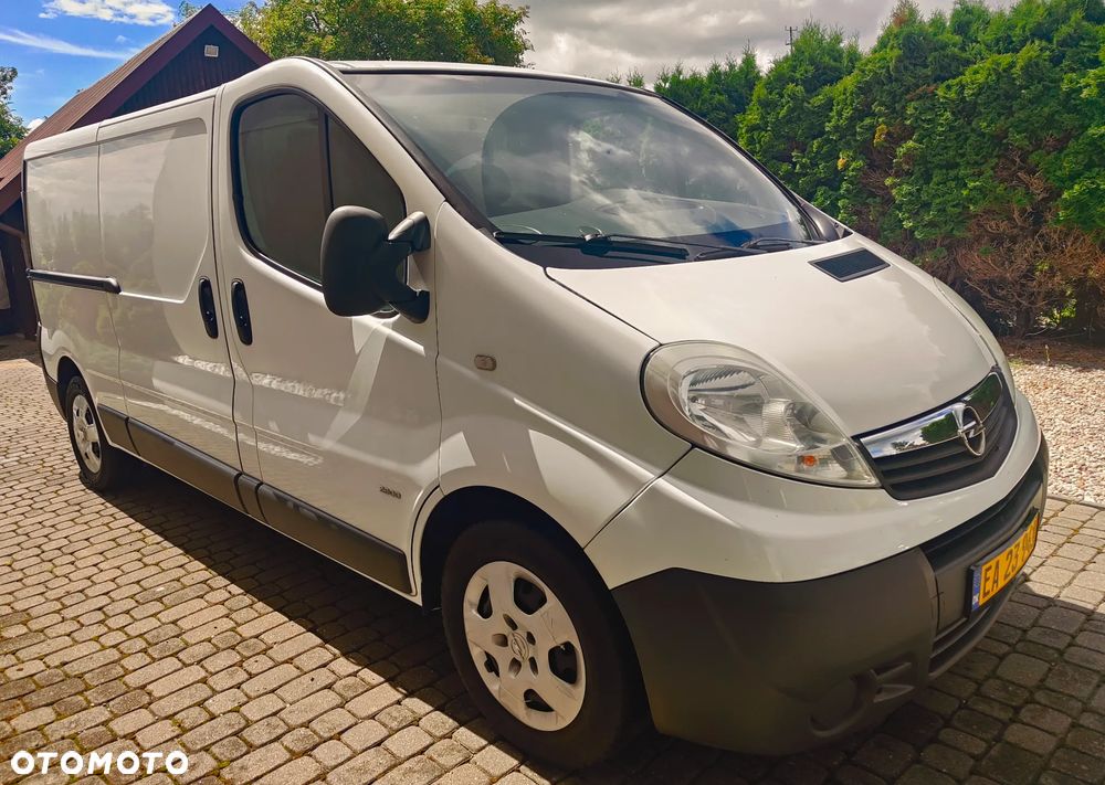 Opel Vivaro - 2