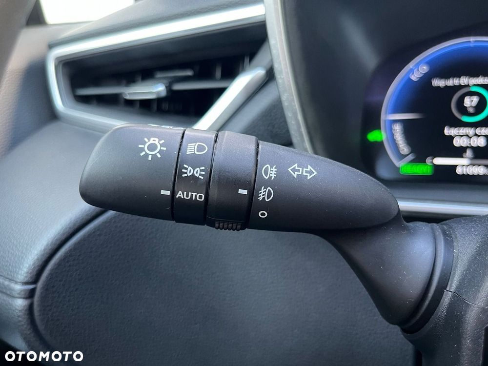 Toyota Corolla Cross 2.0 Hybrid Style AWD - 28